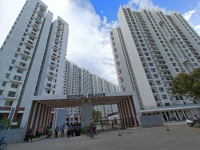 Rental | 3 BHK 1050 Sq.Ft. Apartment in Godrej Rejuve