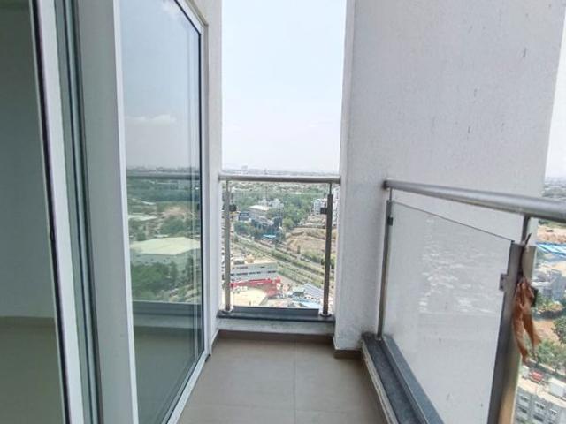 Rental | 3 BHK 1050 Sq.Ft. Apartment in Runwal The Central Park