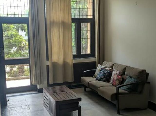 Rental | 3 BHK 1050 Sq.Ft. Independent House in RWA Apartments Sector 15