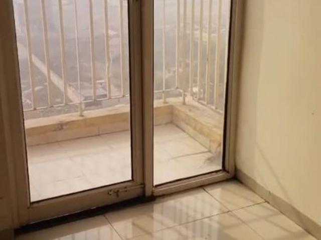 Rental | 3 BHK 1054 Sq.Ft. Apartment in Wave Dream Homes