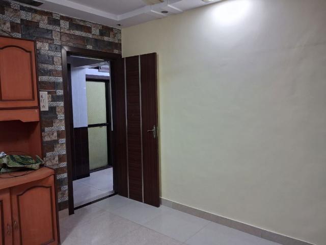 Rental | 3 BHK 1055 Sq.Ft. Apartment in Khirki Extension