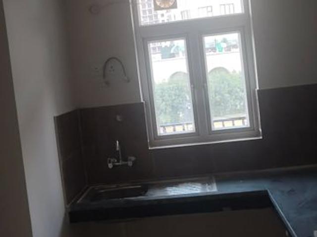 Rental | 3 BHK + 1060 Sq.Ft. Apartment in Omaxe Hazratganj Residency