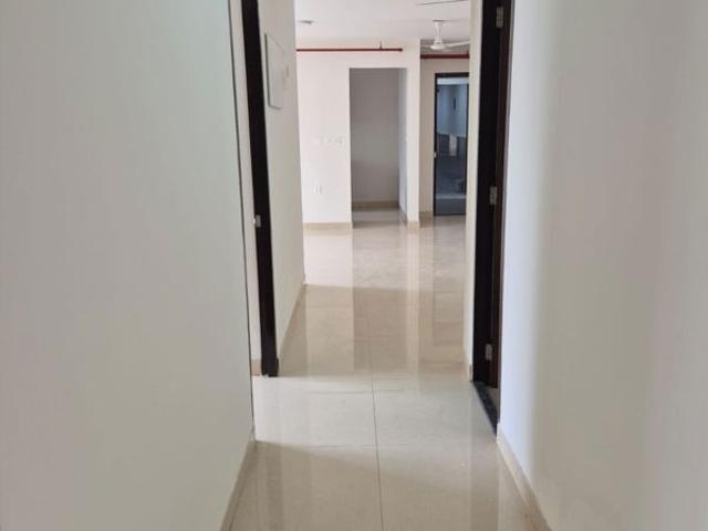 Rental | 3 BHK + 1073 Sq.Ft. Apartment in Hubtown Rising City