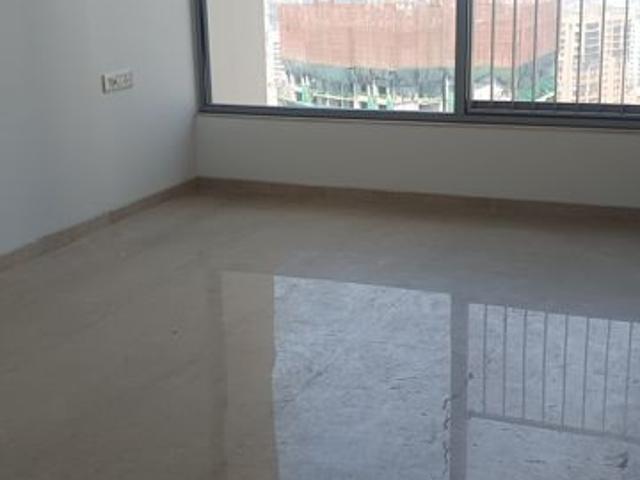 Rental | 3 BHK 1073 Sq.Ft. Apartment in Oberoi Sky City