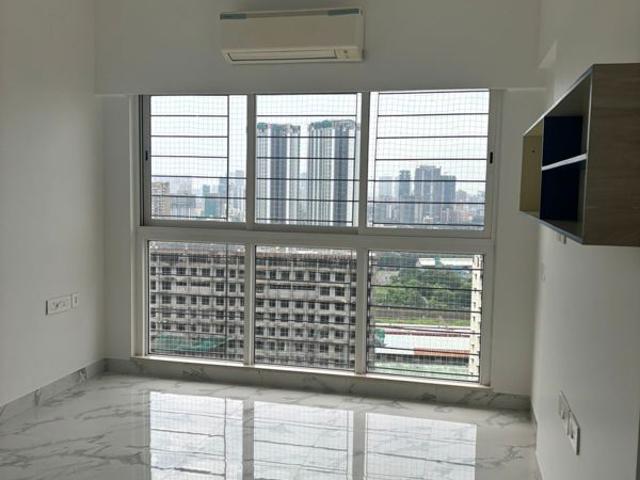 Rental | 3 BHK + 1077 Sq.Ft. Apartment in Raheja Ridgewood