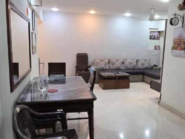 Rental | 3 BHK + 1084 Sq.Ft. Apartment in Godrej Central