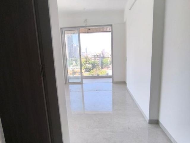 Rental | 3 BHK 1084 Sq.Ft. Apartment in Ekta Tripolis