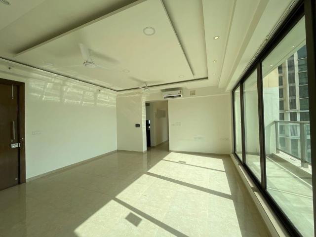 Rental | 3 BHK 1085 Sq.Ft. Apartment in Runwal Bliss
