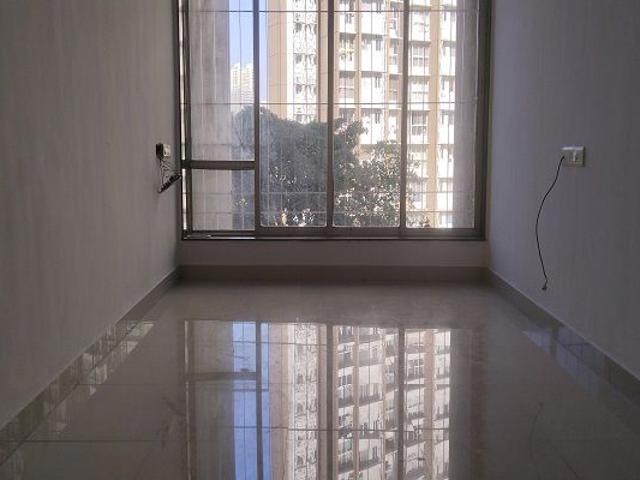 Rental | 3 BHK 1085 Sq.Ft. Apartment in Runwal Bliss