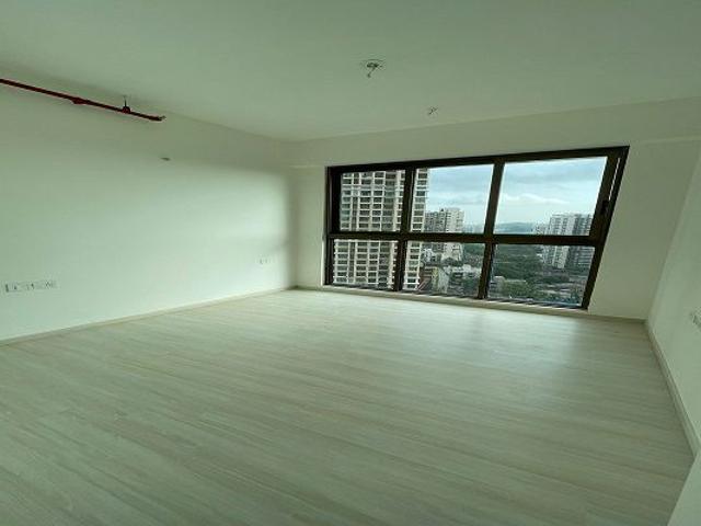 Rental | 3 BHK 1085 Sq.Ft. Apartment in Runwal Bliss