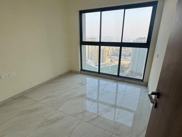 Rental | 3 BHK 1093 Sq.Ft. Apartment in Raymond The Address