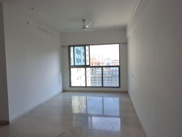Rental | 3 BHK + 1095 Sq.Ft. Apartment in Raj Infinia