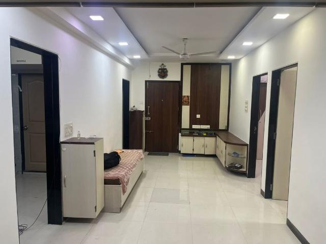 Rental | 3 BHK 1000 Sq.Ft. Apartment in Adarsh Nagar CHS Worli