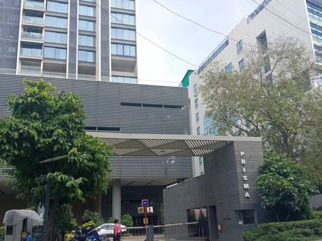 Rental | 3 BHK 1000 Sq.Ft. Apartment in Oberoi Realty Prisma