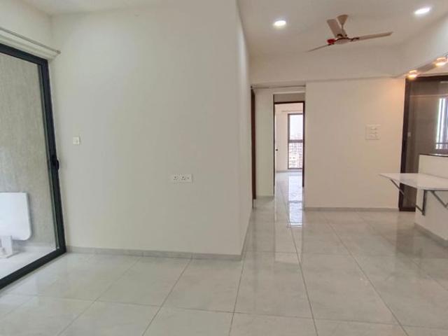 Rental | 3 BHK 1000 Sq.Ft. Apartment in Mantra Meraki