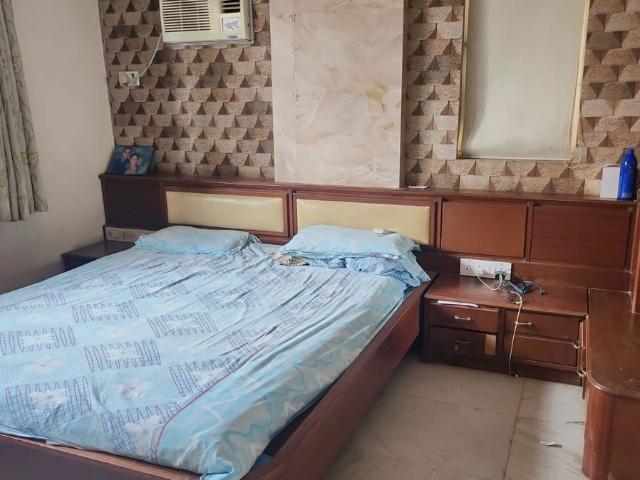 Rental | 3 BHK 1000 Sq.Ft. Apartment in Shree CHS Matunga