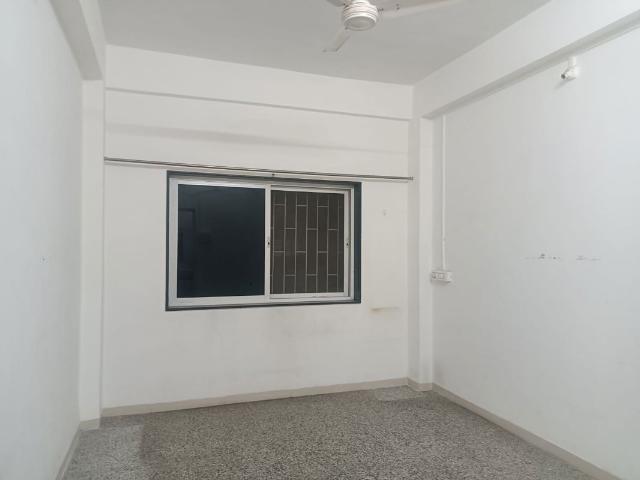 Rental | 3 BHK 1000 Sq.Ft. Apartment in Wadarvadi