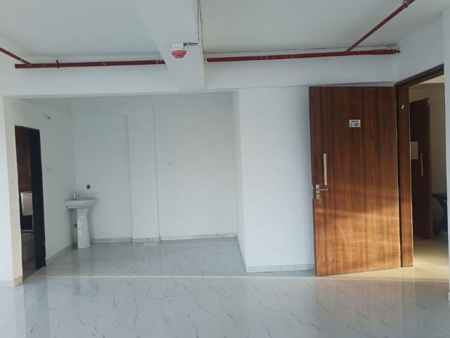 Rental | 3 BHK + 1004 Sq.Ft. Apartment in Pristine Greens