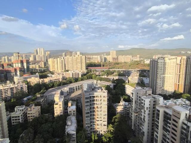 Rental | 3 BHK 1012 Sq.Ft. Apartment in Kalpataru Vienta