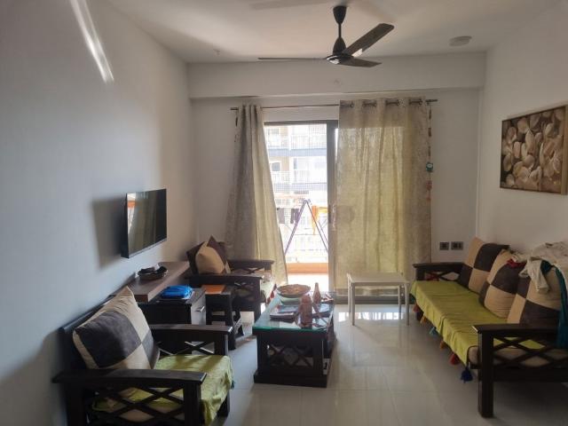 Rental | 3 BHK 1140 Sq.Ft. Apartment in Bramhacorp The Collection