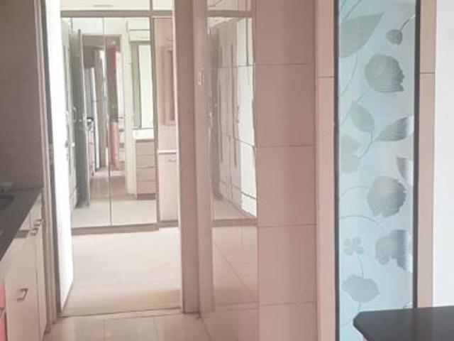 Rental | 3 BHK + 1142 Sq.Ft. Apartment in Colaba