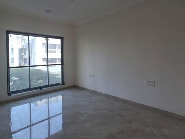 Rental | 3 BHK + 1150 Sq.Ft. Apartment in Versova