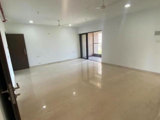 Rental | 3 BHK 1158 Sq.Ft. Apartment in Kalpataru Woods Ville