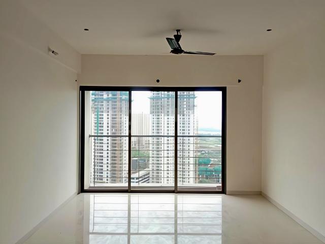Rental | 3 BHK 1172 Sq.Ft. Apartment in Runwal Garden City