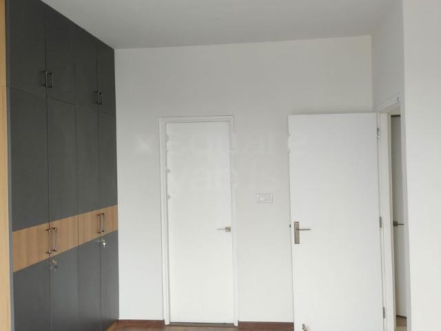 Rental | 3 BHK 1190 Sq.Ft. Apartment in Godrej Aqua