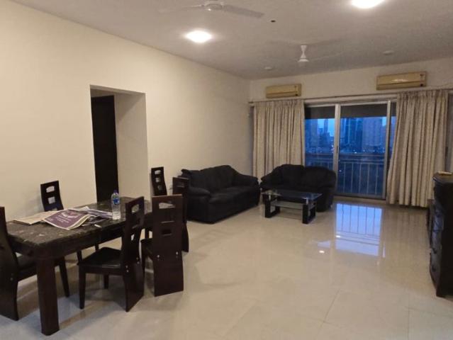 Rental | 3 BHK + 1100 Sq.Ft. Apartment in Amann Akansha Heights