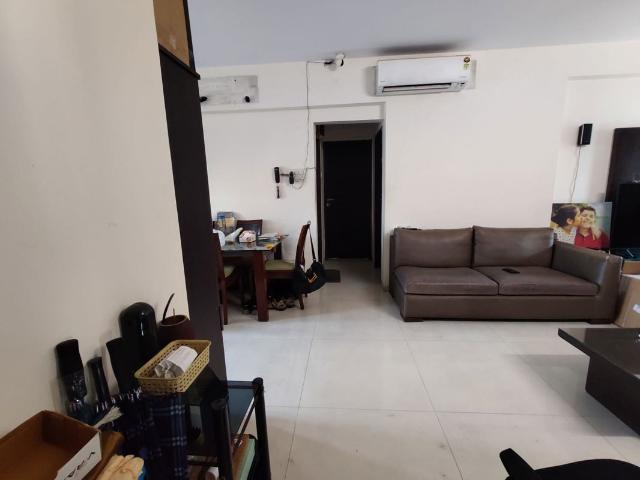 Rental | 3 BHK + 1100 Sq.Ft. Apartment in Kesar Exotica