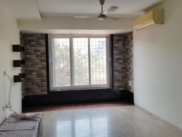 Rental | 3 BHK 1100 Sq.Ft. Apartment in Kukreja Residency