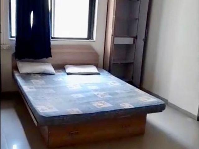 Rental | 3 BHK 1100 Sq.Ft. Apartment in Jairaj Lake Town