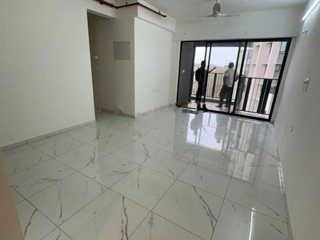 Rental | 3 BHK 1100 Sq.Ft. Apartment in Mahindra Nestalgia