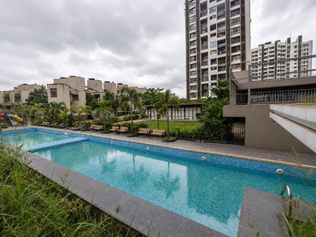Rental | 3 BHK 1100 Sq.Ft. Apartment in Mantra Montana Phase 6