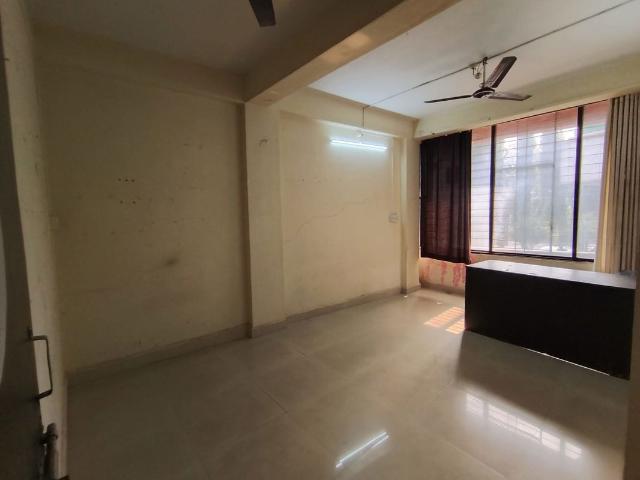 Rental | 3 BHK 1100 Sq.Ft. Apartment in Swaraaj Paradise
