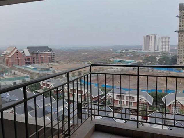 Rental | 3 BHK 1100 Sq.Ft. Apartment in Pride World City Kingsbury