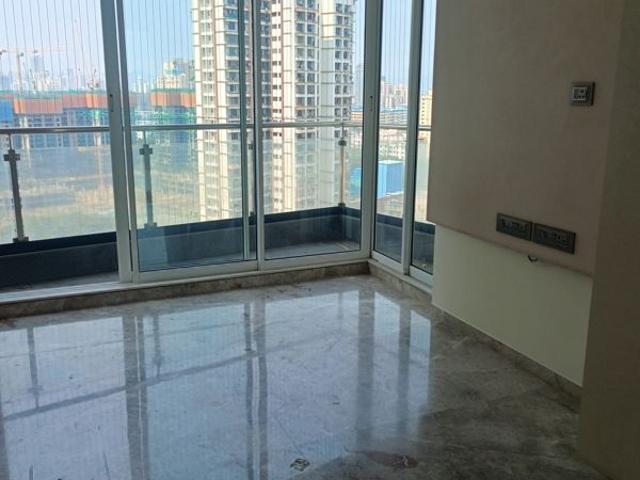 Rental | 3 BHK + 1100 Sq.Ft. Apartment in Rosa Manhattan