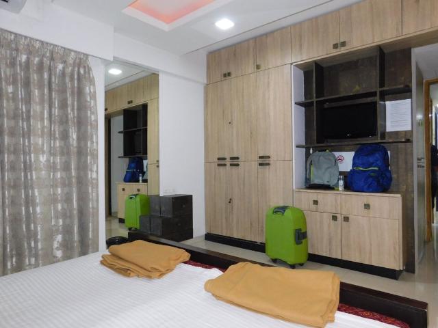 Rental | 3 BHK 1100 Sq.Ft. Apartment in Rajesh Raj Splendour