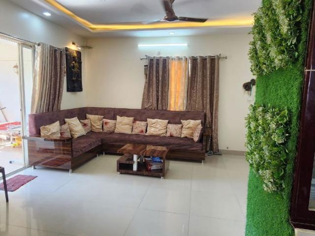 Rental | 3 BHK + 1105 Sq.Ft. Apartment in Millenium one