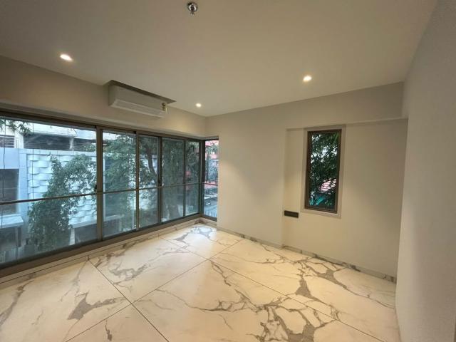 Rental | 3 BHK 1108 Sq.Ft. Apartment in Gardenia Apartment Khar West