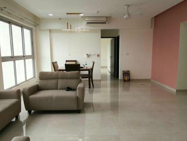Rental | 3 BHK 1108 Sq.Ft. Apartment in Sheth Montana