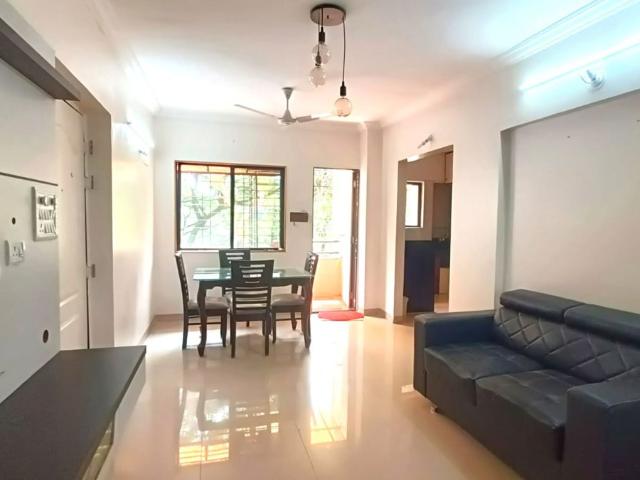 Rental | 3 BHK + 1111 Sq.Ft. Apartment in Mokate Heritage