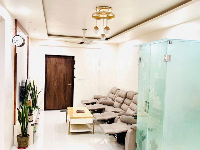 Rental | 3 BHK 1120 Sq.Ft. Apartment in DSR RR Avenues
