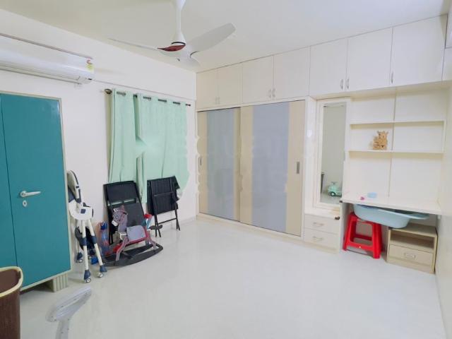 Rental | 3 BHK 1120 Sq.Ft. Apartment in DSR RR Avenues