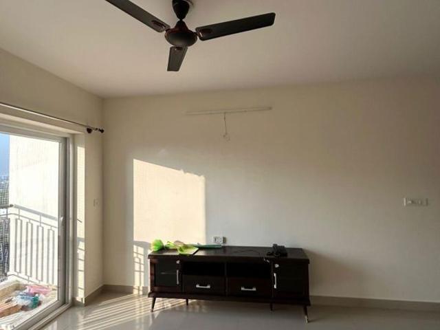 Rental | 3 BHK 1120 Sq.Ft. Apartment in Prestige Green Gables