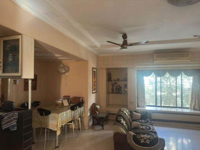 Rental | 3 BHK + 1125 Sq.Ft. Apartment in Matunga East