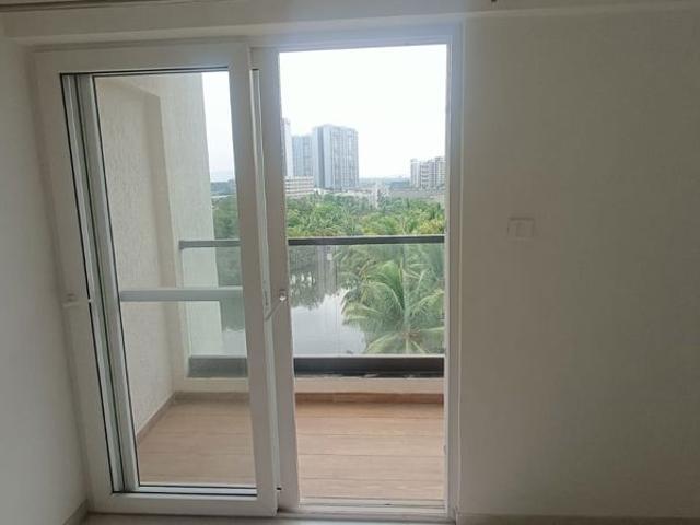 Rental | 3 BHK 1133 Sq.Ft. Apartment in Majestique Towers East Phase 1