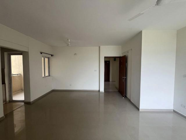 Rental | 3 BHK 1240 Sq.Ft. Apartment in DLF Maiden Heights