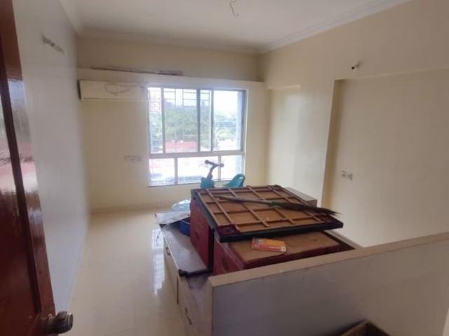 Rental | 3 BHK 1247 Sq.Ft. Apartment in G K Roseland Residency